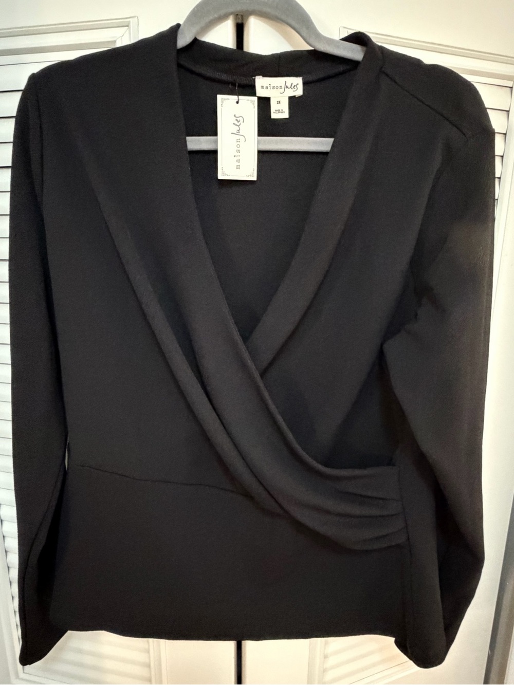 Maison Jules • Black Long Sleeve Faux Wrap Top • Size 2X